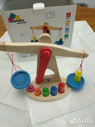Деревянная развивающая игрушка балансир