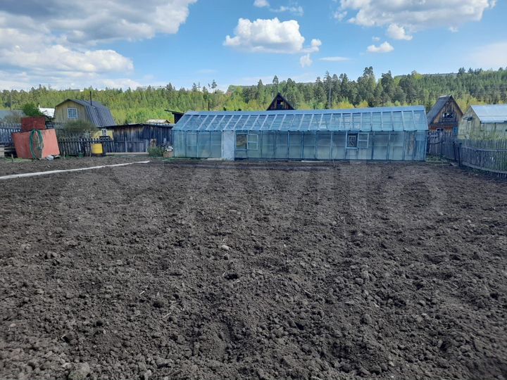 Дом 16 м² на участке 6 сот.