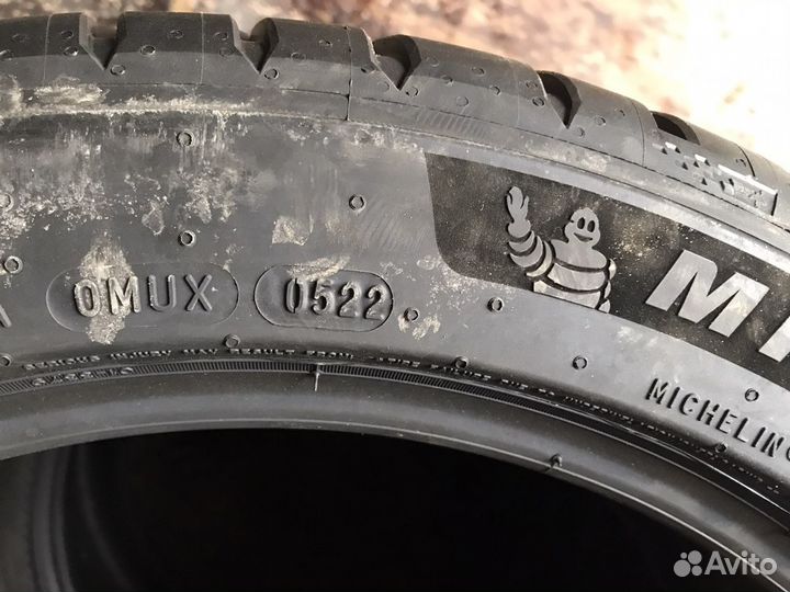 Michelin Pilot Sport 5 225/45 R17 94Y