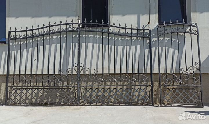 Кованые ворота
