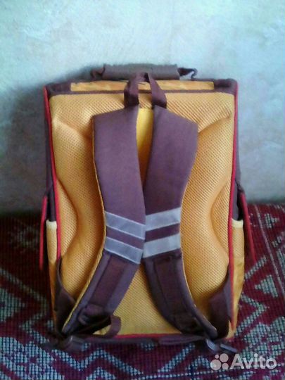 Школьный рюкзак