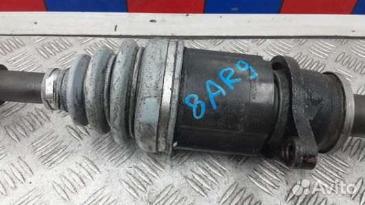 Привод передний правый dodge caliber (8AR09N101)