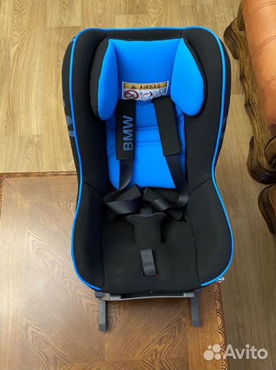 Детское автокресло от 0 до 18 кг изофикс bmw