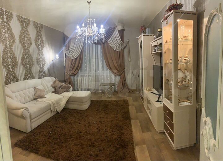 3-к. квартира, 81 м², 5/5 эт.