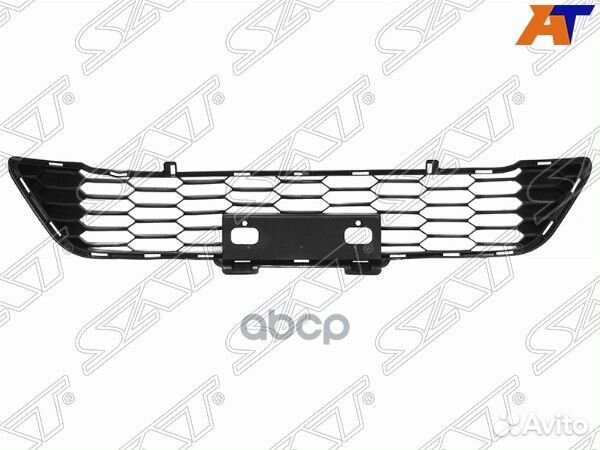 Решетка в бампер toyota hilux 17-20 ST-30-0049 Sat