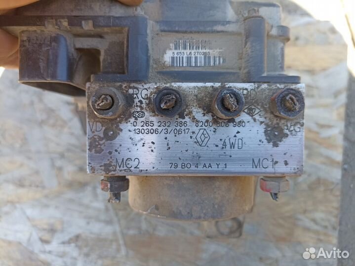 Блок управления ABS Renault Duster