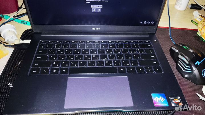 Honor magicbook 14 ryzen 5/8gb/256gb