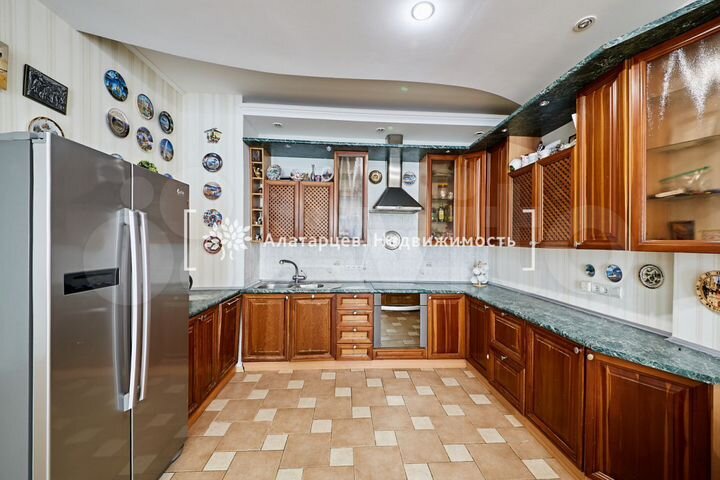 4-к. квартира, 133,9 м², 3/4 эт.