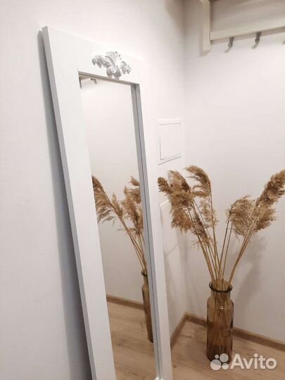 Зеркало в раме новое