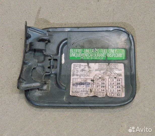 Лючок бензобака Audi 80 (B3)