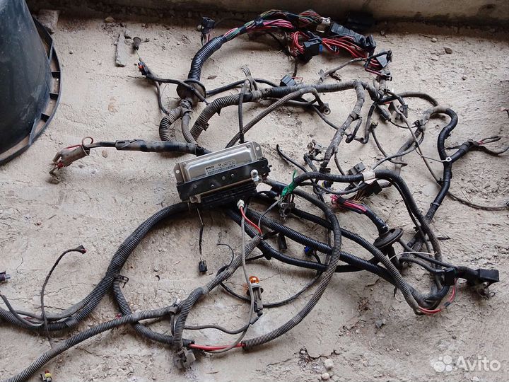 Проводка под капотная