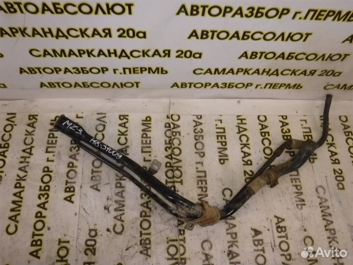 Горловина топливного бака Mazda Mazda 3 (BK) 2002