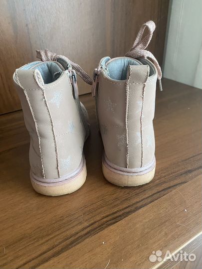 Ботинки для девочки