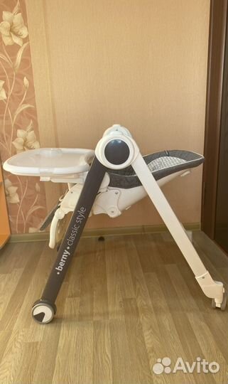 Стульчик для кормления happy baby berny Basic New