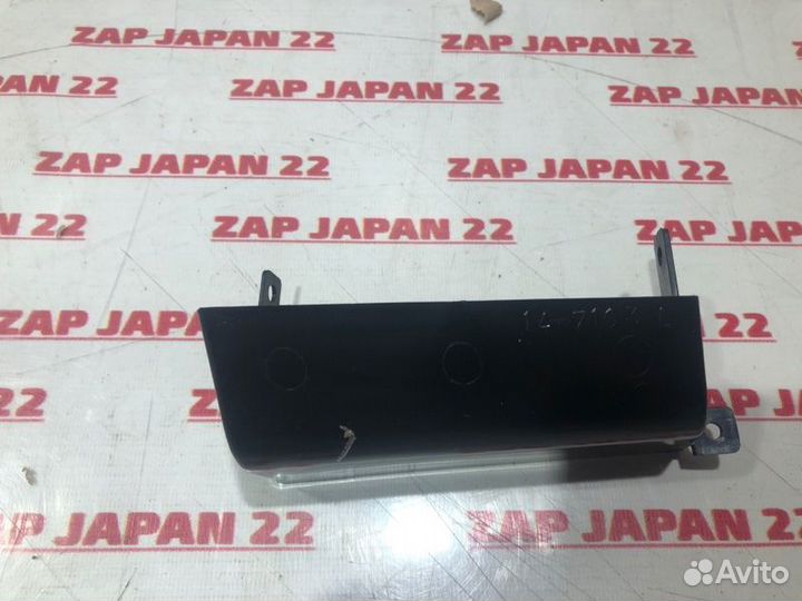 Рамка противотуманной фары передняя левая