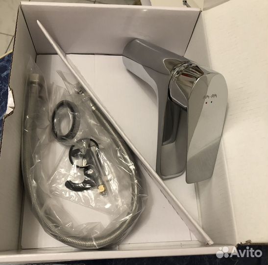 Смеситель для умывальника