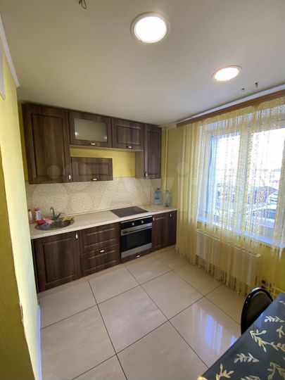 3-к. квартира, 68,5 м², 1/10 эт.