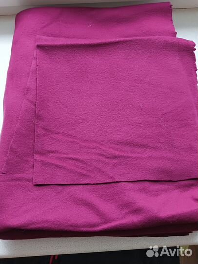 Отрезы ткани, пальтовая шерсть