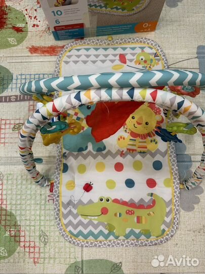Развивающий коврик fisher price