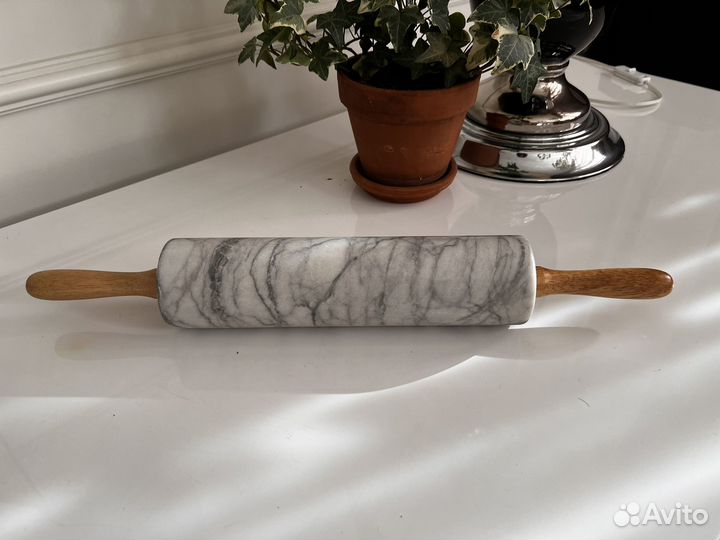 Скалка мраморная