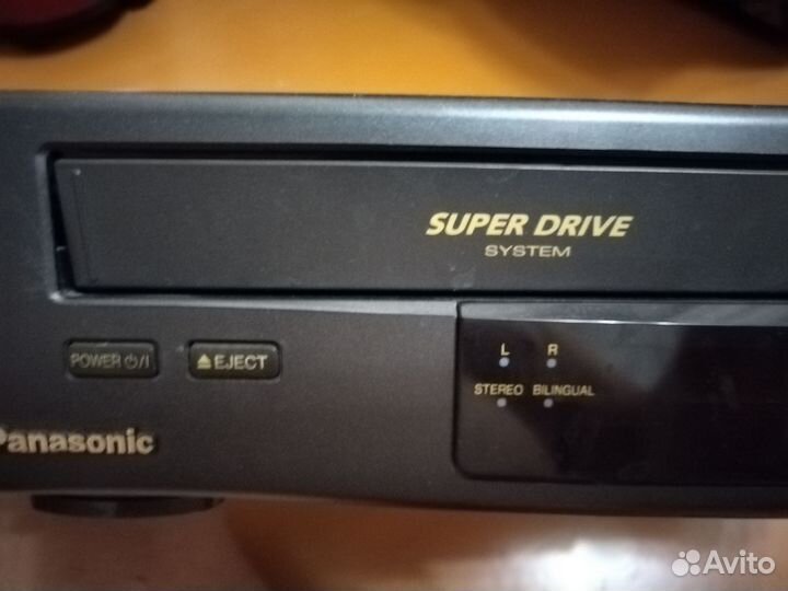 Видеомагнитофон panasonic NV HD 90