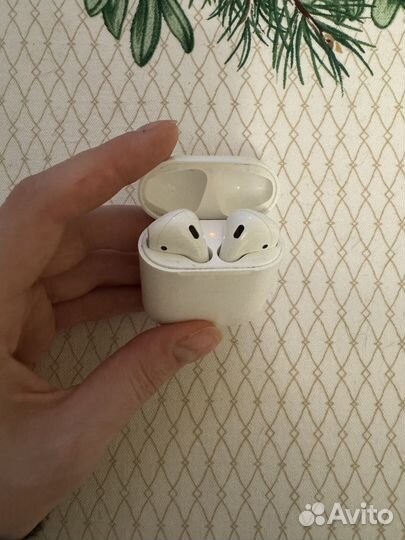 Наушники apple airpods