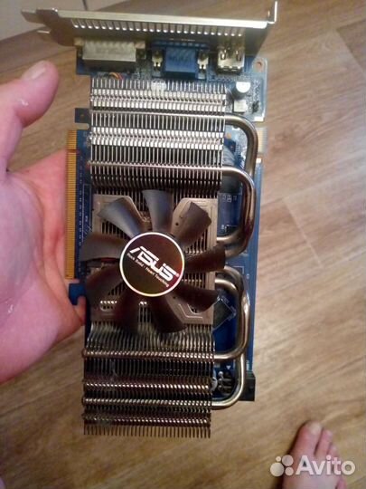 Видеокарта 1Gb