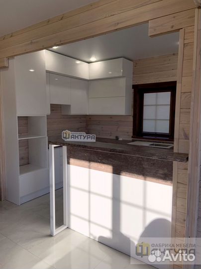 Кухонные гарнитуры