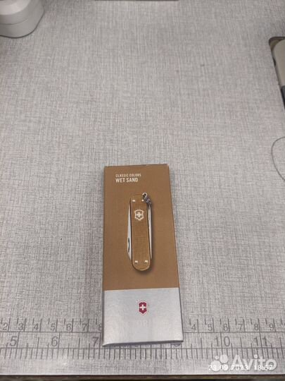 Victorinox classic SD Alox брелок- мультитул ножик