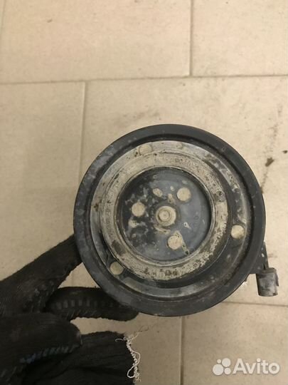 Elantra HD Ceed 1,6л Компрессор кондиционера б/у