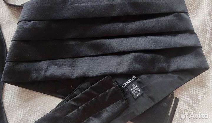 Галстук бабочка, запонки, кушак