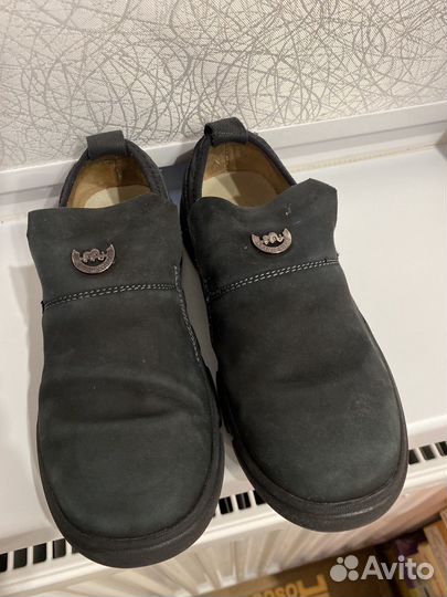 Ботинки черные 35 размер