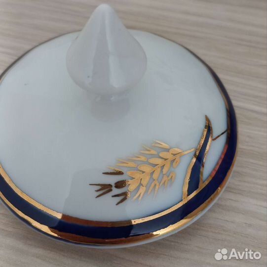 Набор столовой посуды. Вирбилки