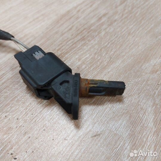 Датчик абс передний правый Mazda 3 BL 2009-2013