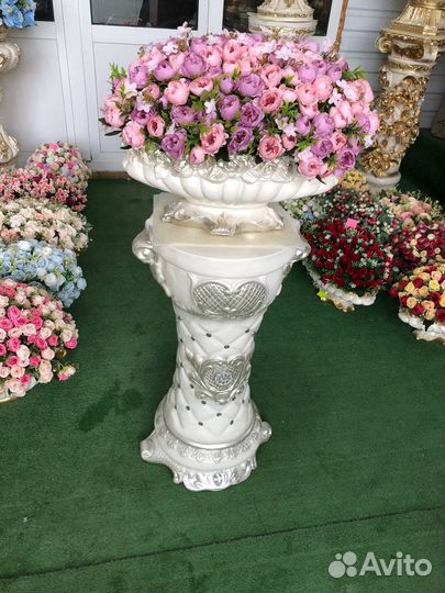 Композиции из декоротивных цветов