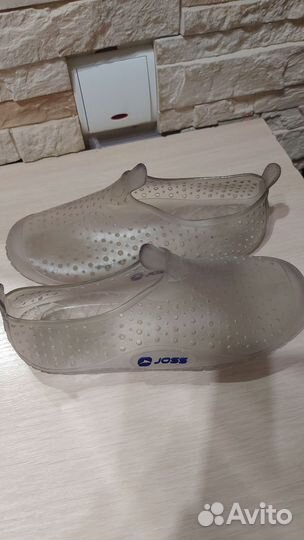 Тапочки для бассейна