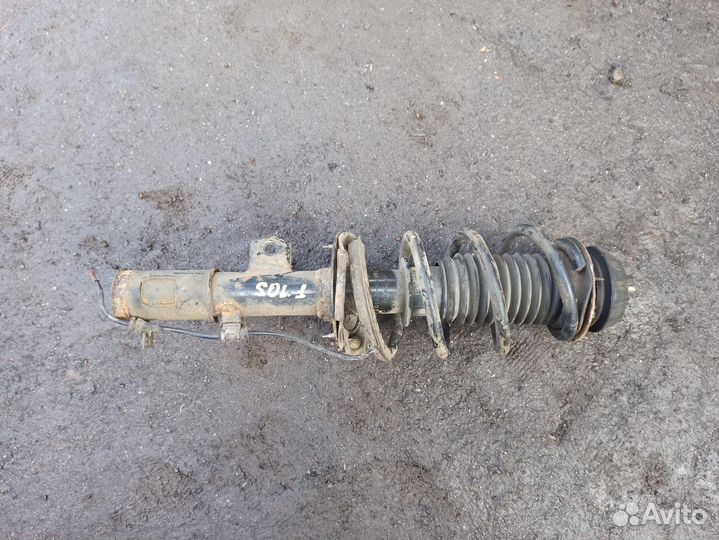 Амортизатор передний правый Kia RIO 3