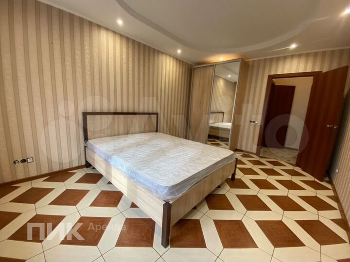 2-к. квартира, 56,1 м², 8/17 эт.