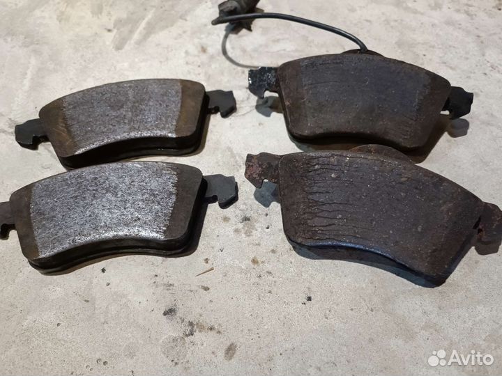 Колодки тормозные передние Фольксваген T4