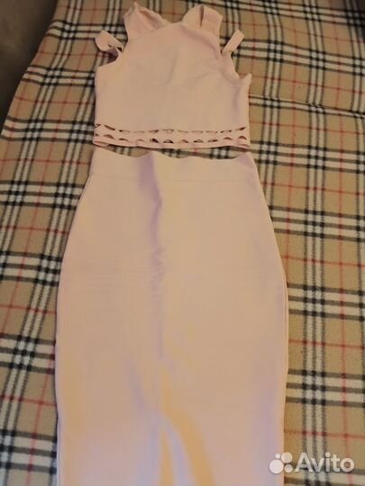 Бандажный костюм 44