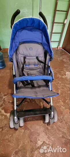 Прогулочная коляска трость chicco
