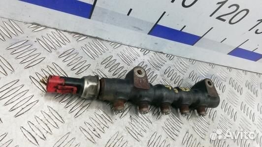 Топливная рампа дизельная ford fiesta 5 (5BE06BB01