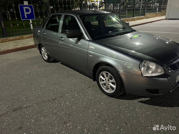 Сиденья на priora