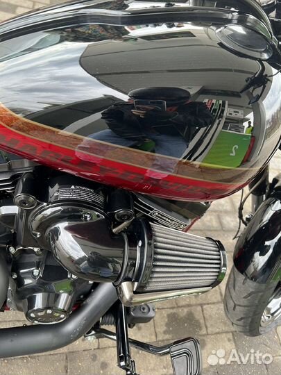 Harley-Davidson Breakout CVO Pro Street