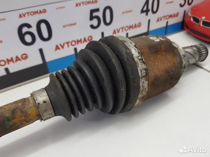 Полуось (привод) передний правый