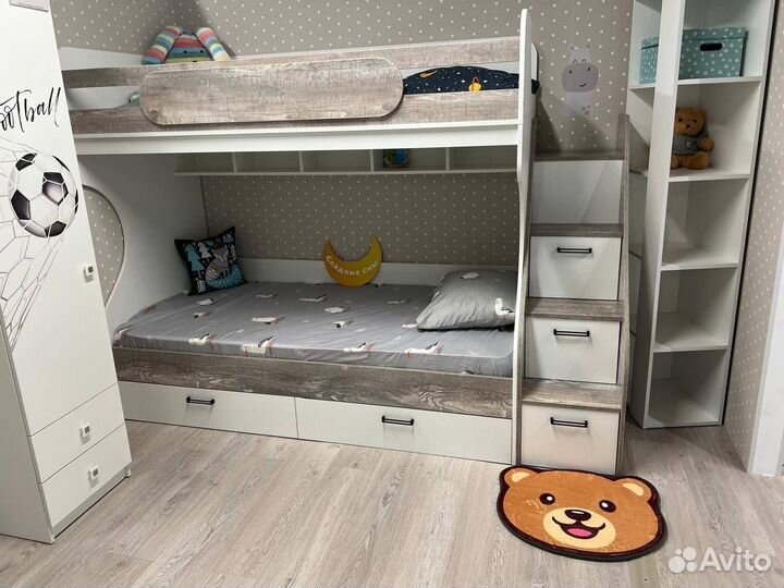 Двухъярусная кровать детская 90х190 новая