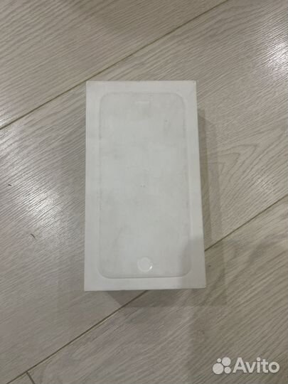 Коробка от iPhone 6s