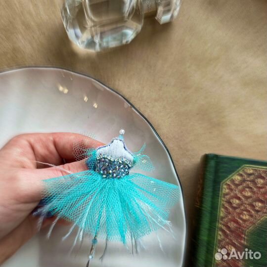 Брошь балерина