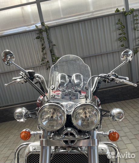 Ветровое стекло triumph rocket 3