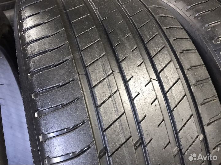 Michelin Latitude Sport 3 255/45 R20 и 285/40 R20